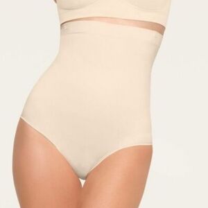 SKIMS Seamless Sculpt High-Waist Shapewear Briefs - Clay